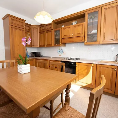 Margherita Сasa de vacaciones Torri Del Benaco