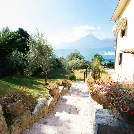 Margherita * トッリ・デル・ベーナコ